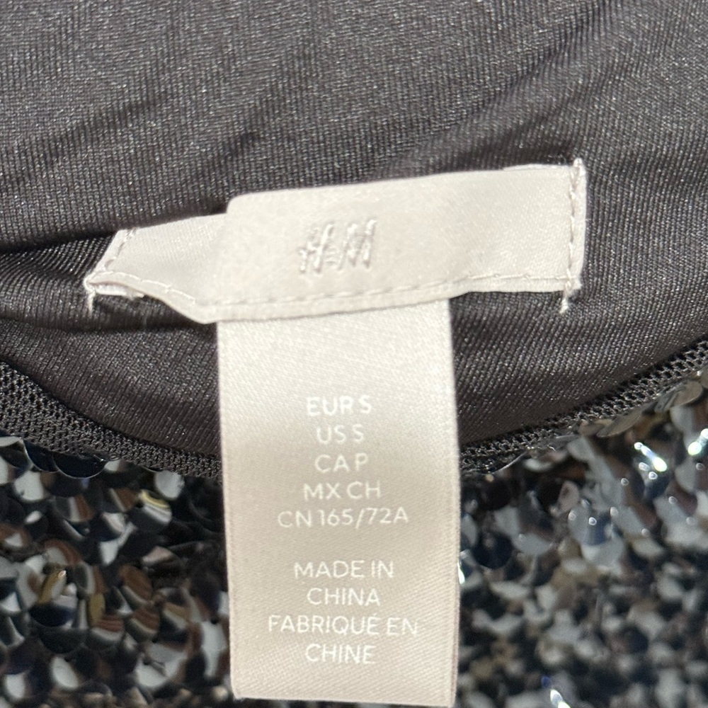 H&M - Picture 3 of 3